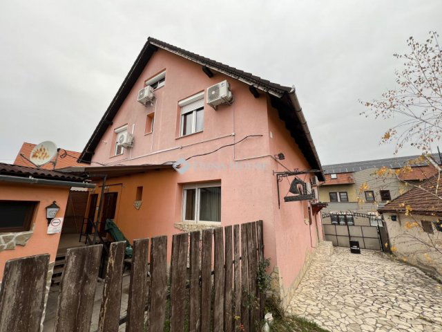 Eladó családi ház, Pilisvörösváron 199 M Ft