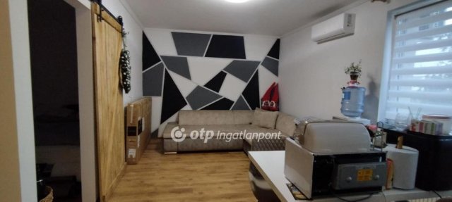 Eladó téglalakás, Szekszárdon 38 M Ft / költözzbe.hu