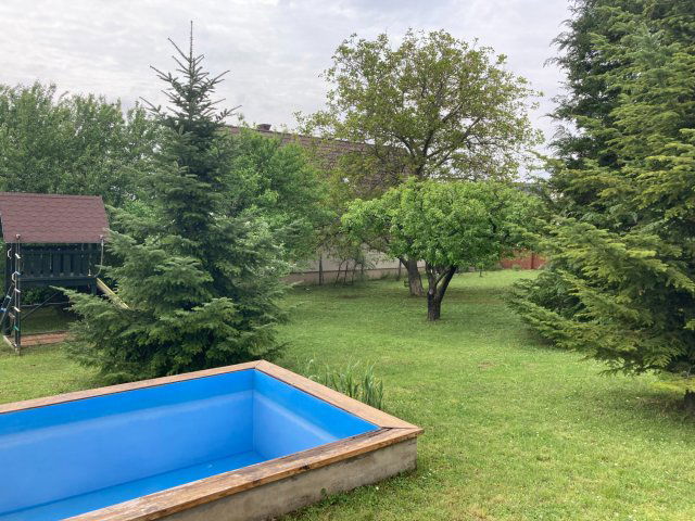 Kiadó családi ház, albérlet, Pécsett, Fülep Lajos utcában