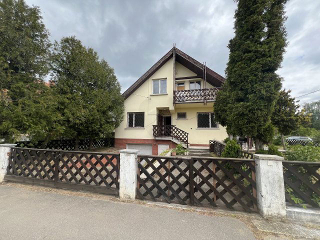 Eladó családi ház, Isaszegen 87.99 M Ft, 5+1 szobás