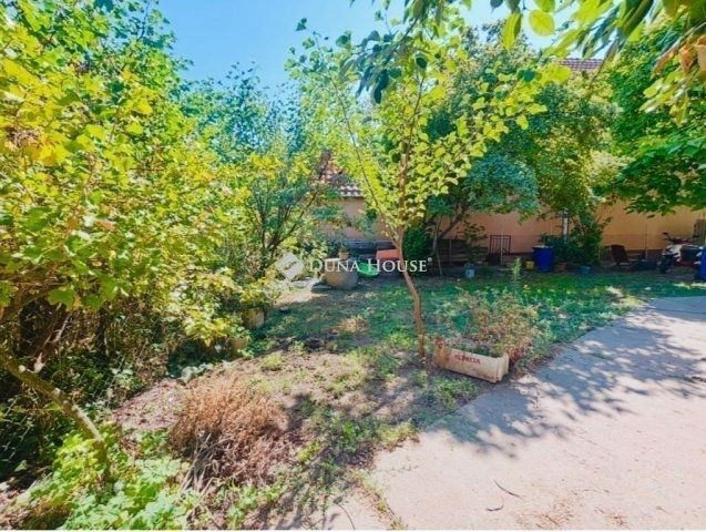 Eladó családi ház, Taksonyon 69.99 M Ft, 3 szobás