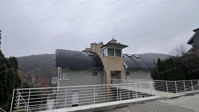 Eladó téglalakás, Budapesten, XII. kerületben 219 M Ft, 2 szobás