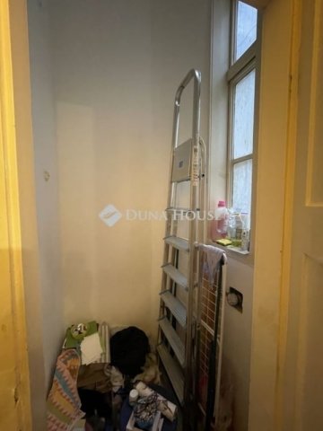 Eladó téglalakás, Budapesten, IX. kerületben 63 M Ft, 1 szobás