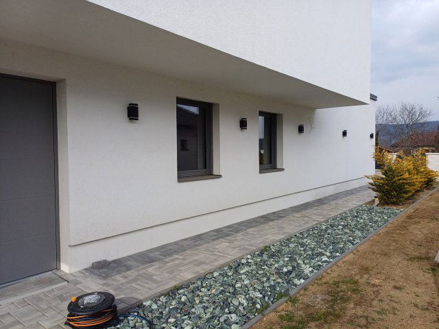 Eladó családi ház, Pilisvörösváron 240 M Ft, 6 szobás