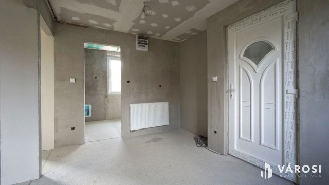 Eladó téglalakás, Ajkán 28.9 M Ft, 2 szobás