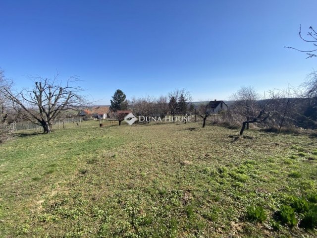 Eladó nyaraló, Pécsett 7 M Ft, 1 szobás / költözzbe.hu