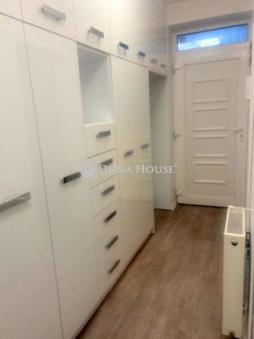 Eladó téglalakás, Nyíregyházán 53 M Ft, 2 szobás