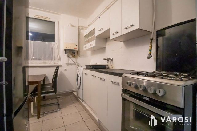 Eladó téglalakás, Székesfehérvárott 52.5 M Ft, 2 szobás