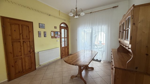 Eladó családi ház, Baján 85 M Ft, 3 szobás