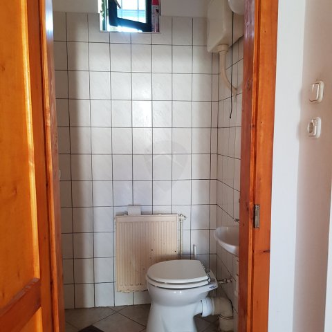 Kiadó téglalakás, albérlet, Budapesten, V. kerületben, 3 szobás