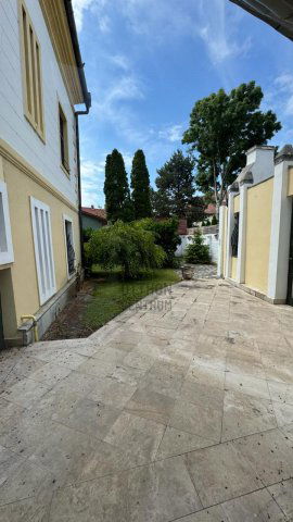 Eladó hotel, Keszthelyen 210 M Ft / költözzbe.hu
