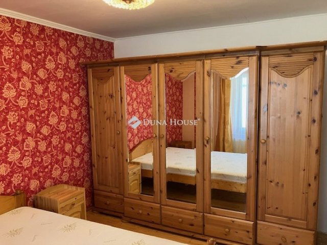 Eladó családi ház, Pátyon 99.9 M Ft, 3 szobás