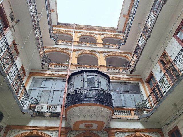 Eladó téglalakás, Budapesten, VII. kerületben 99.9 M Ft