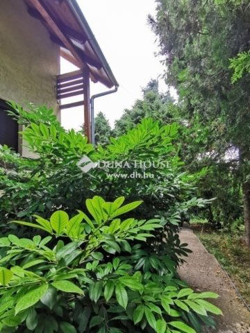 Eladó családi ház, Telkin 125 M Ft, 4 szobás