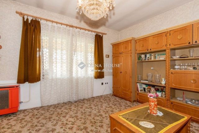 Eladó családi ház, Zalaegerszegen 49.9 M Ft, 3 szobás
