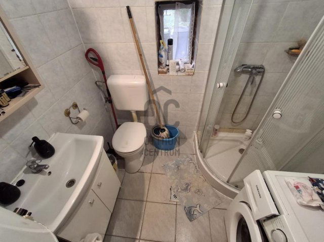 Eladó családi ház, Újszilváson 21 M Ft, 2 szobás