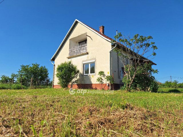 Eladó családi ház, Nagyivánon 9.9 M Ft, 3 szobás
