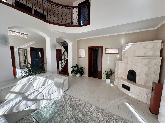 Eladó családi ház, Nyíregyházán 139.9 M Ft, 6 szobás