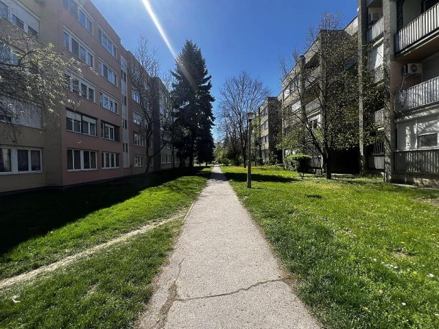 Eladó panellakás, Gödöllőn 62.9 M Ft, 2 szobás