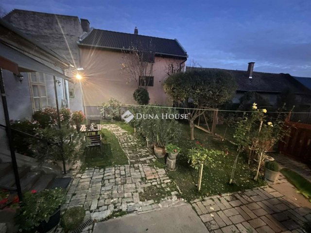 Kiadó családi ház, albérlet, Kecskeméten 150 E Ft / hó