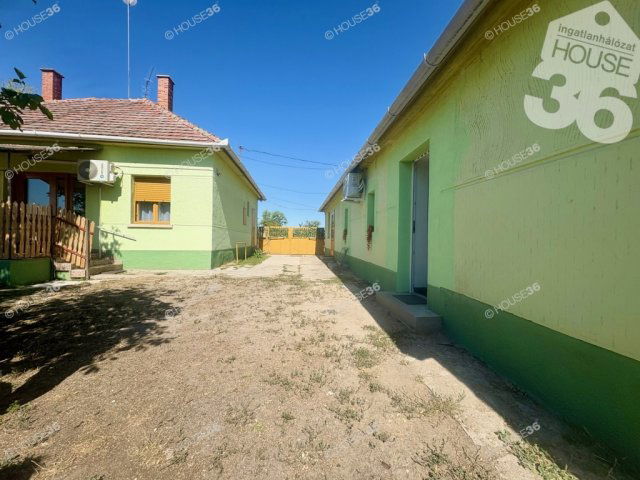 Eladó családi ház, Orgoványon 39.9 M Ft, 6 szobás