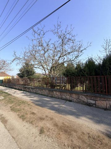 Eladó telek, Tatán 23 M Ft / költözzbe.hu