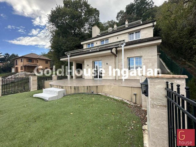 Eladó családi ház, Budapesten, II. kerületben 399 M Ft, 7 szobás