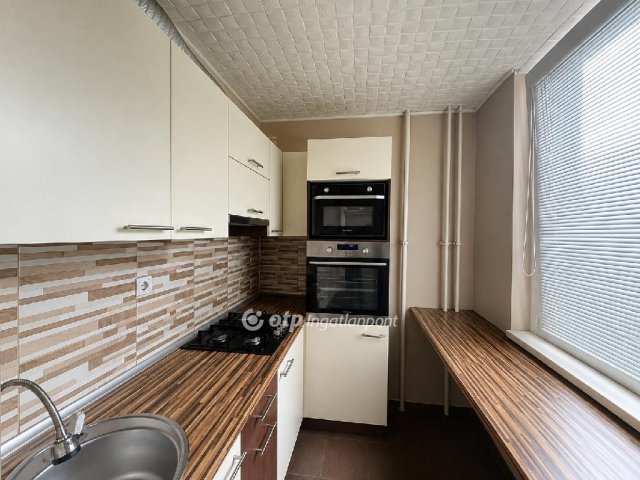 Eladó panellakás, Budapesten, X. kerületben 75.9 M Ft, 3 szobás