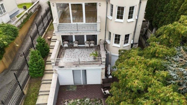 Eladó téglalakás, Budapesten, III. kerületben 326 M Ft, 4 szobás