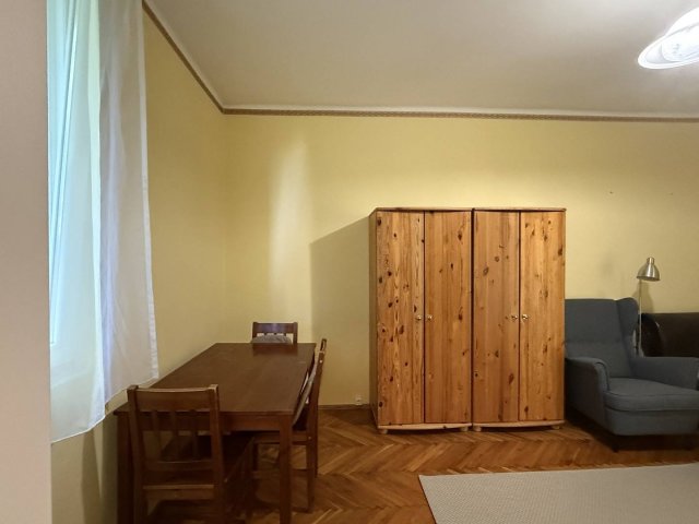Kiadó téglalakás, albérlet, Székesfehérvárott 150 E Ft / hó
