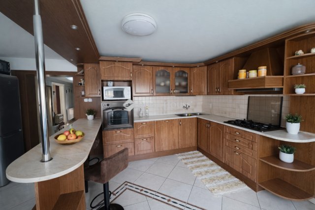 Eladó családi ház, Pogányon 110 M Ft, 5 szobás