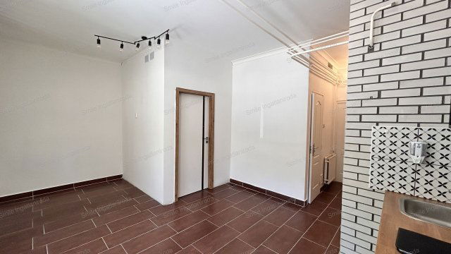 Eladó üzlethelyiség, Nyíregyházán 28.9 M Ft, 1+1 szobás