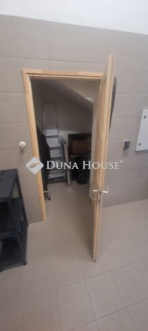 Eladó ipari ingatlan, Szegeden 199 M Ft / költözzbe.hu