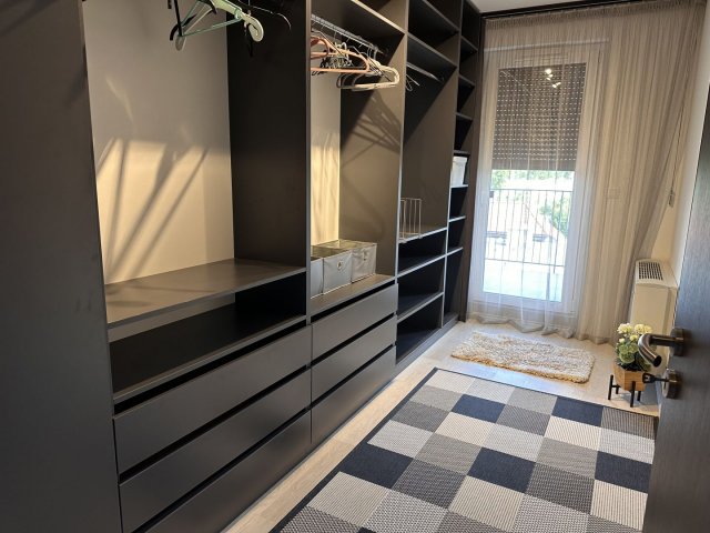 Kiadó téglalakás, albérlet, Debrecenben 520 E Ft / hó, 3 szobás