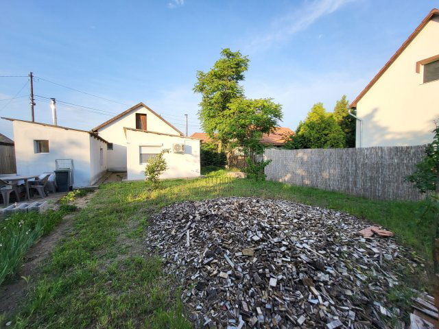 Eladó családi ház, Monoron 39.9 M Ft, 3 szobás