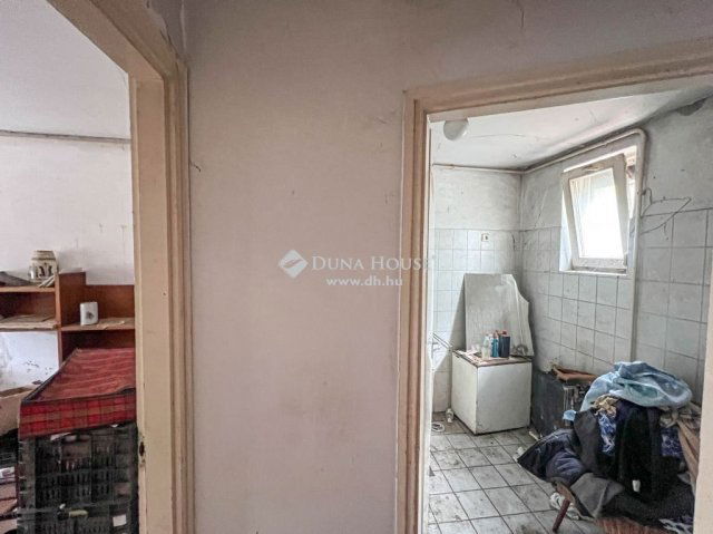 Eladó családi ház, Budapesten, XX. kerületben 37.9 M Ft