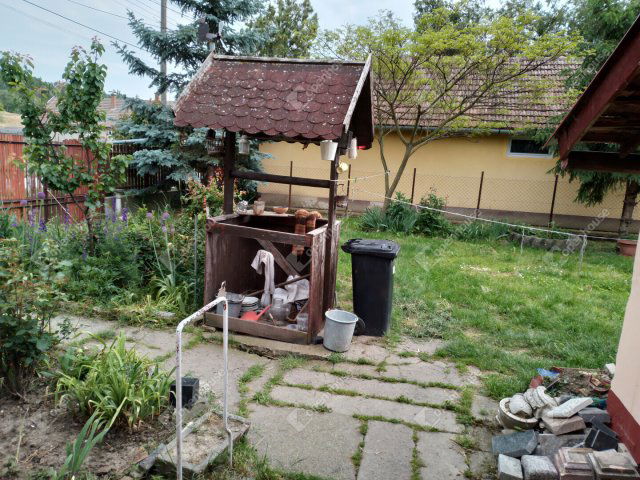 Eladó családi ház, Békésen 13.5 M Ft, 2 szobás