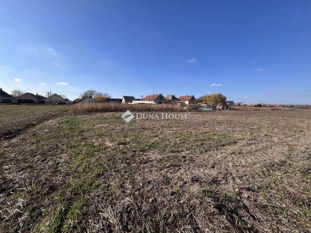 Eladó telek, Vaskúton, Deák Ferenc utcában 3.5 M Ft
