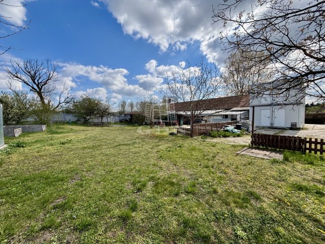 Eladó ipari ingatlan, Monoron 180 M Ft / költözzbe.hu