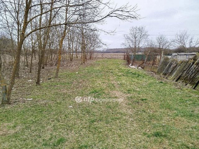 Eladó nyaraló, Dencsházán 6.8 M Ft, 2 szobás