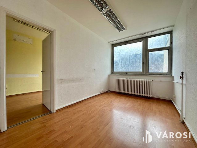 Eladó iroda, Salgótarjánban 29.7 M Ft / költözzbe.hu