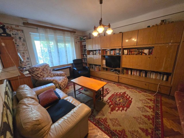 Eladó téglalakás, Szigetszentmiklóson 56.7 M Ft, 2 szobás