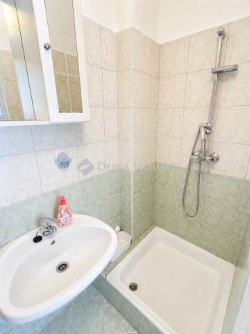 Eladó téglalakás, Budapesten, XV. kerületben 42.9 M Ft, 1 szobás