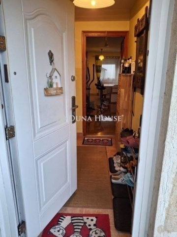 Eladó téglalakás, Budapesten, XX. kerületben 120 M Ft