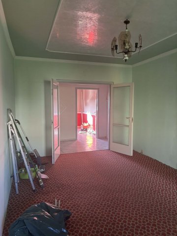 Eladó panellakás, Szegeden 57 M Ft, 2+1 szobás