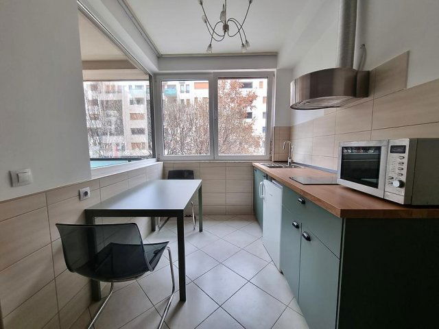 Kiadó téglalakás, albérlet, VIII. kerületben, Corvin sétányon