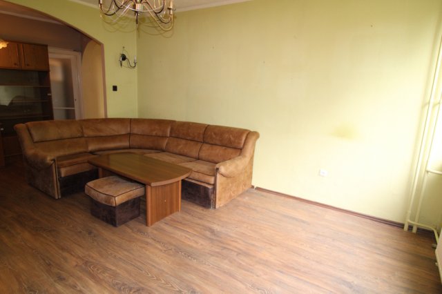Eladó panellakás, Salgótarjánban 17.98 M Ft, 2 szobás