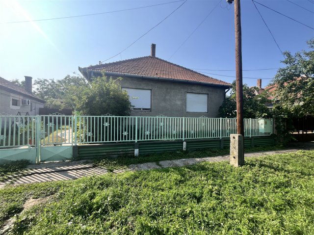 Eladó családi ház, Sarkadon 16.9 M Ft, 2+1 szobás