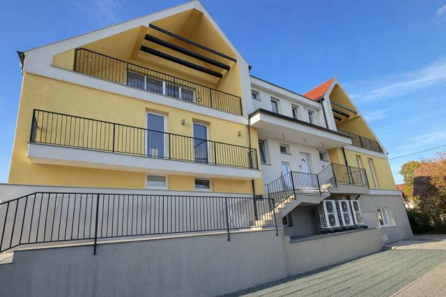 Eladó téglalakás, Pilisvörösváron 130.862 M Ft, 3 szobás