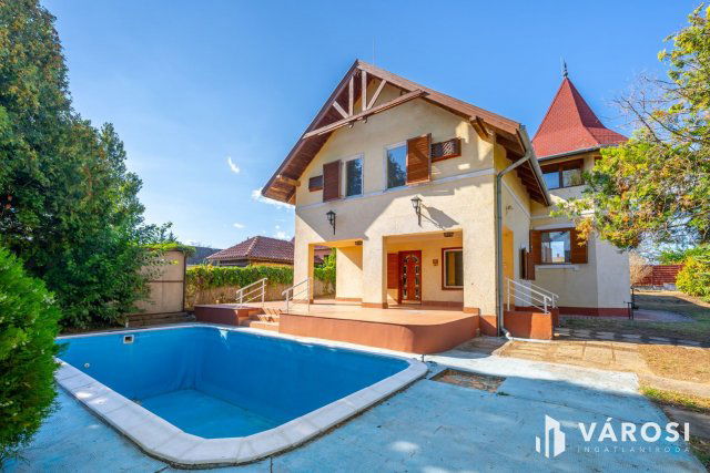 Eladó családi ház, Kőröshegyen 129 M Ft, 7 szobás